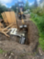 Tiefbau und Leitungsbau für Fernwärmeversorgung in städtischen und regionalen Projekten.